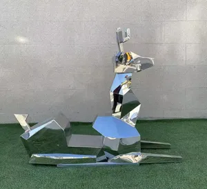 실버 기하학 야외 스테인레스 스틸 기린 동상 놀이터 동물 조각 대형 현대 야외 장식
