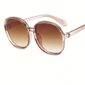 Vente en gros de lunettes de soleil tendance rétro vintage 2021 avec logo personnalisé, grandes montures, verres dégradés, lunettes de soleil rondes surdimensionnées pour femmes - Product Image 5