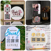 Base de Acrílico para Exhibición de Mesa con Formas Personalizadas, Panel de Acrílico con Código QR para Redes Sociales