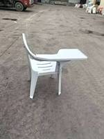 Chaise d'étudiant en plastique avec tablette d'écriture latérale, chaise de bureau scolaire monobloc moulée pour salle de classe et formation, empilable
