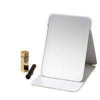 Miroir de Maquillage Portable Pliable au Design Moderne pour Femme – Idéal pour les Retouches sur le Bureau