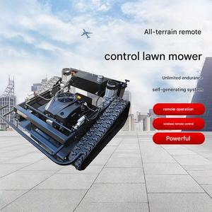 Tracteurs de jardin puissants avec accessoires pour la tonte, le ramassage et le remorquage sur votre propriété - Product Image 3