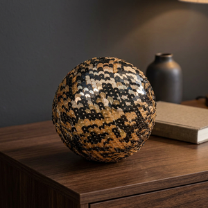 Sphère décorative bohème en métal à sequins, faite à la main pour la décoration intérieure, les mariages et les accents de table - Product Image 2
