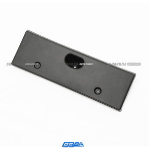 Pièces automobiles Pièces de voiture Pièces de voiture d'occasion haut de gamme Plaque d'immatriculation avant noire pour Maserati GT 80056900 - Product Image 1
