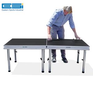 Escenario de aluminio portátil de 4 Patas de alta resistencia ESI con superficie antideslizante para pantallas de armazón de interior y exterior - Product Image 5