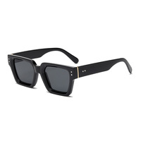 Lunettes de soleil rétro surdimensionnées à rivets, style urbain tendance pour influenceurs, protection UV400, unisexe, pour la conduite