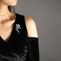 XILIANGFEIZI - Superbe accessoire de mode français - Broche de luxe en cuivre et cristal en forme de tulipe - Cadeau pour femme