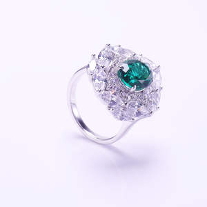 Bague émeraude personnalisable 1 carat, style classique, ovale 5x7mm, prix fabricant de laboratoire - Product Image 2