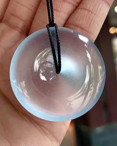 Модный кулон из натурального нефрита: прозрачный зеленый жадеит «Круг мира» - Product Image 2