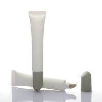 Prix de gros 10ml tube à presser personnalisé brillant à lèvres unique brillant à lèvres crème solaire en plastique cosmétique tube souple emballage