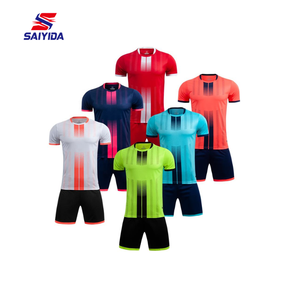 Maillots d'équipe personnalisés de vêtements de sport de football pour hommes et femmes Impression par sublimation personnalisée Nom de l'équipe de club vierge Service OEM disponible - Product Image 1