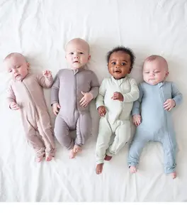 हॉट सेल बांस फाइबर बेबी नॉनी वसंत और शरद ऋतु के लंबे समय से आस्तीन वाले नवजात कपड़े बच्चे को क्रॉलिंग जिपर पजामा