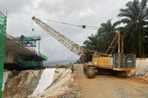 Competitive Price High Efficiency 75 Ton Crawler <b>Crane</b> XGC75 QUY75 Hydraulic Tracked <b>Crane</b> - Product Image 6