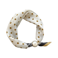 Cashew-Print Langer Polyester-Schal, dünner Perlen-Halstuchschal, magnetischer Dreieck-Anhänger im süßen Frühlings-Lazy-Style