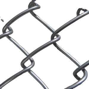 L'usine vérifiée de Shengxiang <span class=keywords><strong>a</strong></span> une clôture à maillons de chaîne galvanisée à bas prix Clôture de stade en PVC Surface galvanisée à chaud à vendre - Product Image 1