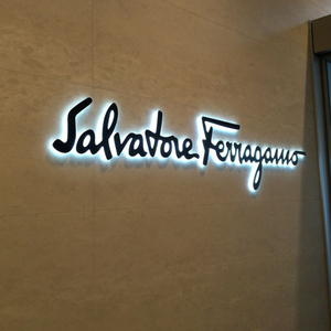 Letrero LED Retroiluminado Negro Mate <span class=keywords><strong>de</strong></span> Lujo Personalizado, Letras Metálicas con Escritura en Línea Fina 3D, IP65 Impermeable, para Publicidad, Tiendas, Oficinas - Product Image 1