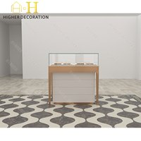 Vitrine de présentation de bijoux en or de luxe, design personnalisé, vitrine de présentation de bijoux en verre verrouillable