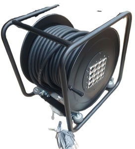 Câble serpent OEM personnalisé de 30m de long <span class=keywords><strong>audio</strong></span> 32 canaux flexible avec câble de scène de réduction des interférences à faible bruit de 100 pieds - Product Image 6