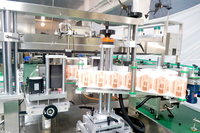 Ligne de production de machines de remplissage, de bouchage et d'étiquetage automatiques pour la vodka, le gin, le vin, le whisky, les spiritueux, les liqueurs, les jus, les sauces, les boissons liquides