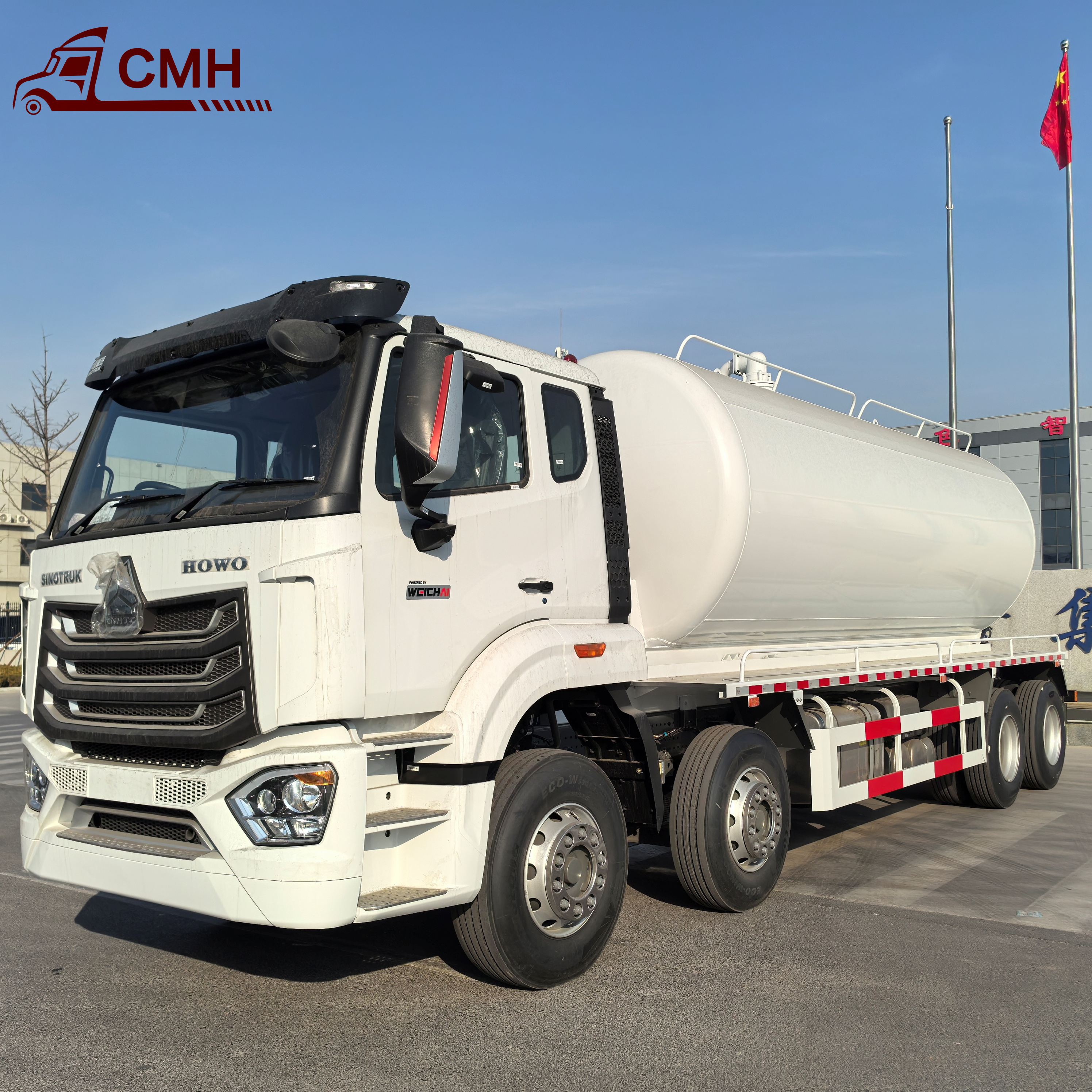 Excellent Performance 20 CBM HOWO NX 8*4 Sewage Suction Truck With Vacuum Pump for Sucking Waste