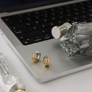 ต่างหูห่วงสองสี J&D Fashion ชุบทอง 18K สแตนเลสสตีล สีทองและสีเงิน ต่างหูสามชั้นแบบกว้าง - Product Image 3