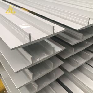 ZHONGLIAN OEM fabbrica certificazione <span class=keywords><strong>Standard</strong></span> internazionale 6063 profilo in alluminio anodizzato estruso - Product Image 1