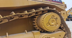 รถปราบดิน Komatsu D85 มือสอง เครื่องจักรก่อสร้างมือสอง Komatsu รถปราบดินมือสอง <span class=keywords><strong>Caterpillar</strong></span> <span class=keywords><strong>D155</strong></span> มีในสต็อก - Product Image 6