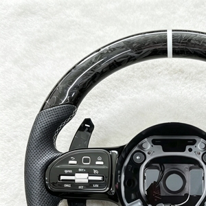 Volante Sportivo in Fibra di Carbonio per <span class=keywords><strong>Mercedes</strong></span> <span class=keywords><strong>Benz</strong></span> <span class=keywords><strong>W205</strong></span> W211 W212 A207 C207 W213 W222 W223 S213 A238 C238 W463 G63 C190 AMG GT - Product Image 6