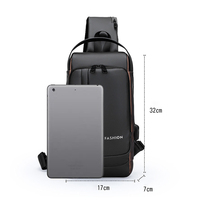 Sac Poitrine Homme de Qualité, Verrouillage par Code, Monobretelle, Sac à Dos Noir avec Port USB, Sac Bandoulière Antivol Moto