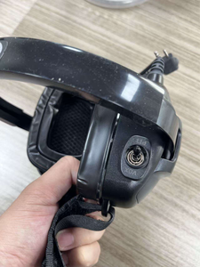 Casque Motorola PMLN6854A robuste à réduction de bruit, circum-auriculaire, avec microphone, PTT/<span class=keywords><strong>VOX</strong></span> 2 broches, compatible DP1400 CP200d DEP450 R2 BPR40d - Product Image 3