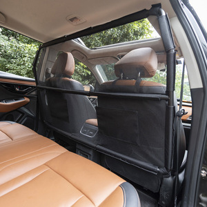 कार पालतू फ्रंट और रियर स्पेसर/आइसोलेशन नेट, डॉग रियर सीट गारंटर, प्लास्टिक सार्वभौमिक पोर्टेबल सुरक्षा बाड़ - Product Image 1