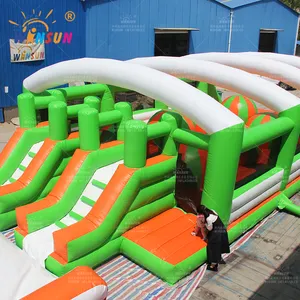 Parcours d'obstacles gonflable grosses balles wipeout obstacle sauts jeux