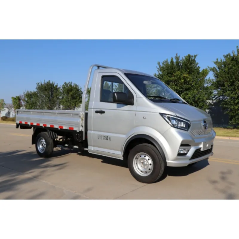 SUMEC KAMA 1600Kg CurbWeight 4 ruedas Mini camionetas de carga para la venta