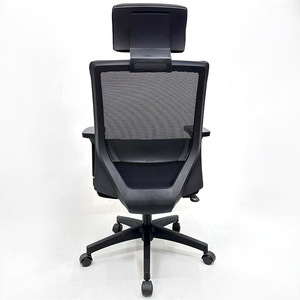 Cómoda silla de oficina ejecutiva negra con reposabrazos recto Silla de respaldo alto de oficina con ruedas en color negro de lujo - Product Image 5