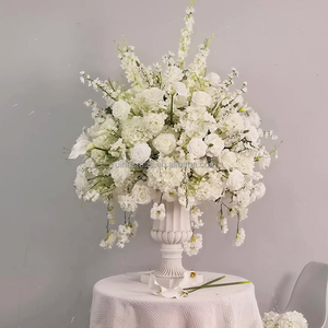 Arreglo Floral de Hortensias y Anturios en Tonos Borgoña y Verde, Bola de Flores Grande de 40/50/60/70cm, para Decoración de Mesa de Boda - Product Image 5
