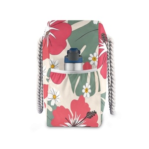 Sacs fourre-tout de plage décontractés à motif floral tropical hawaïen avec fermeture ouverte et doublure imperméable pour femmes, idéaux pour les vacances de printemps - Product Image 2