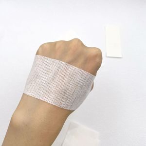 Patchs vierges personnalisables en tissu non tissé spunlace multi-spécifications pour points d'acupuncture et nombrils ; respirants, hypoallergéniques - Product Image 1
