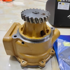 6151-61-1101 6151-61-1102 6151-61-1103 6151-61-1121 Bomba de Agua para PC300-3 PC400-5 6D125 - Product Image 6