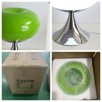 Lampe de table LED créative avec abat-jour en verre au design moderne pour chambre à coucher et ambiance chaleureuse