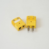 Konektor Termokopel Miniatur Industri Kustom Tipe K J T dengan Pin Datar untuk Produsen Instrumen