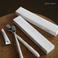 Ensemble d'articles de toilette d'hôtel avec logo personnalisé, emballage en boîte en papier kraft écologique, kit d'articles de toilette jetables pour les clients
