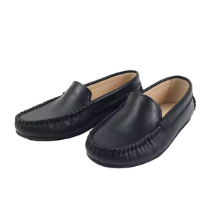 Ultimi bambini ragazzo e ragazza mocassini mocassini per bambini morbidi scarpe Casual da barca piselli scarpe nere in pelle per bambini - Product Image 4