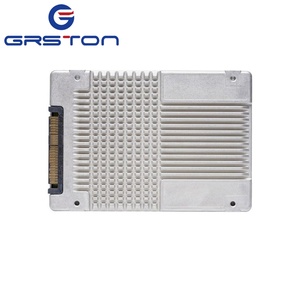 SSD NVMe D7-P5520 1,92 To SSDPF2KX019T1N1 pour serveur de virtualisation - Product Image 3