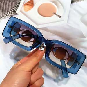 Gafas de Sol Cuadradas Rectangulares con Marco Grande Blanco Clásico de Lujo de Moda al por Mayor para Hombres y Mujeres - Product Image 3