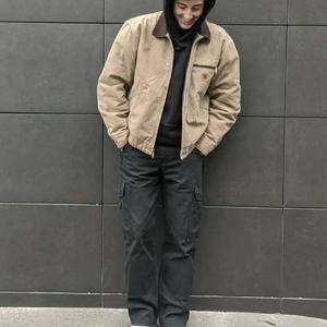 Giacca Bomber Vintage J97 di Alta Qualità, Stile Retrò Invecchiato, Streetwear con Motivo a Cuore, Colletto Rovesciato e Cerniera per Coppie - Product Image 4