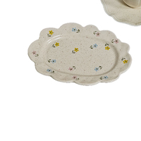 Assiette ovale en céramique de style pastoral français, multicolore, à motif floral, avec bordure en dentelle, pour dîner, gâteau, fruits, dessert, pour un usage quotidien à la maison