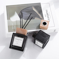 Diffuseur de parfum en verre carré de luxe 100 ml avec couvercle Diabolo et embout en bois pour remplissage d'huiles essentielles