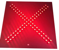 Signalisation à haute luminosité 200 mm 300 mm avec croix rouge et flèche verte pour station de péage, station d'arrêt, parking, alimentée par le réseau électrique, 80 000 heures de fonctionnement