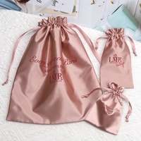 Pochette de Rangement Luxe en Soie et Satin Rose, Personnalisable avec Logo, Sac de Shopping Réutilisable pour Cheveux, Perruques et Lingerie
