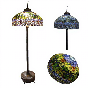 Lámpara de Pie Tiffany Europea de Alta Calidad de 24 Pulgadas, Fabricada en China, con Vidrio de Colores, Base de Latón y Soldadura de Estaño, para Sala de Estar, Dormitorio - Product Image 1